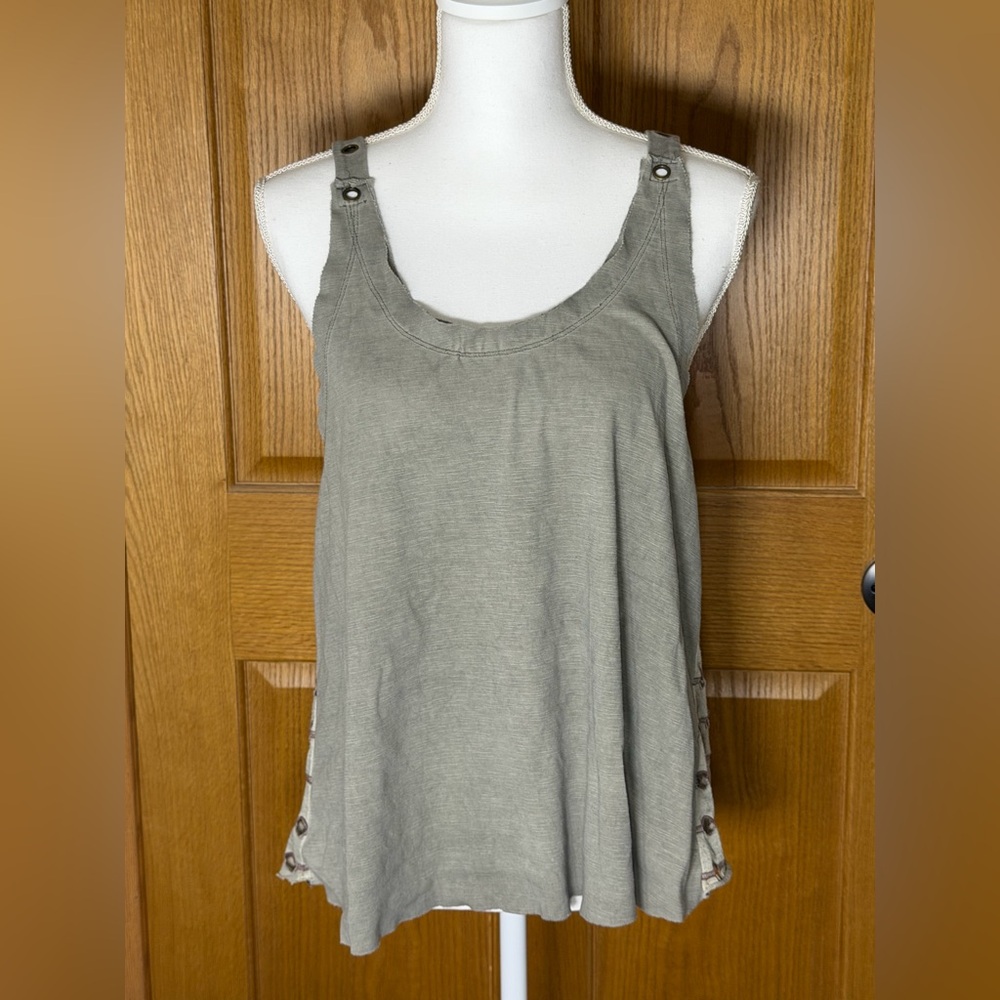 Gilded Intent Sage Green Distressed Tank w/ Unique Back Size Large